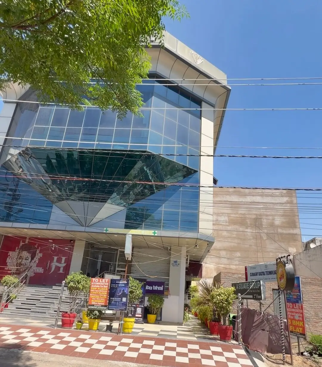 Cloudemy Edge office building at Diamond City Plaza, Jankipuram, Lucknow
